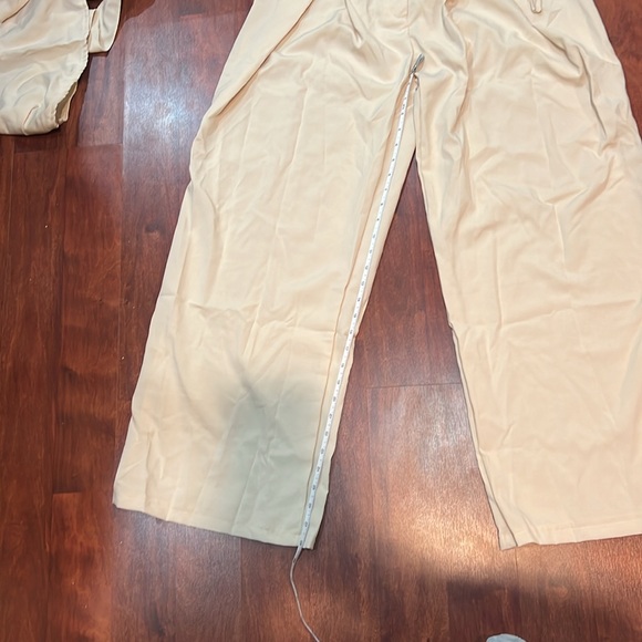 size large tan pants and strapless crop top set - Picture 8 of 8
